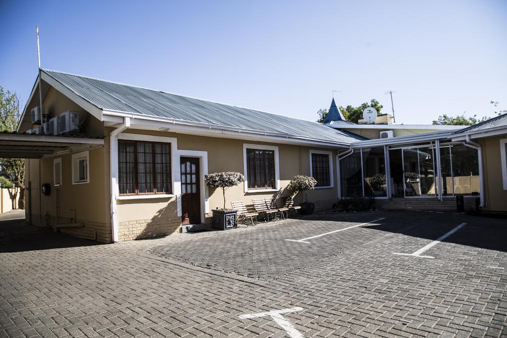 La Vie & Rose Lodge Bloemfontein Exterior foto